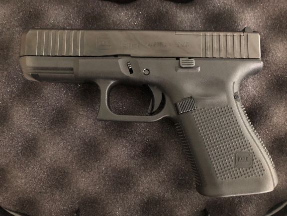 glock 3_R.jpg